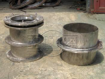 柔性防水他管和<a href=http://www.www.xslnbx.cn target=_blank class=infotextkey>剛性防水套管</a>